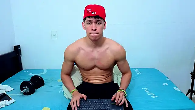 Chatroom XXX en direct de Luke_Muscle