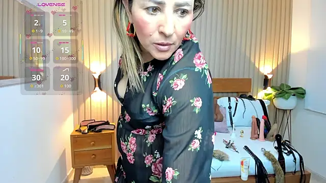 luciana_ballesteros_ Chat XXX in diretta