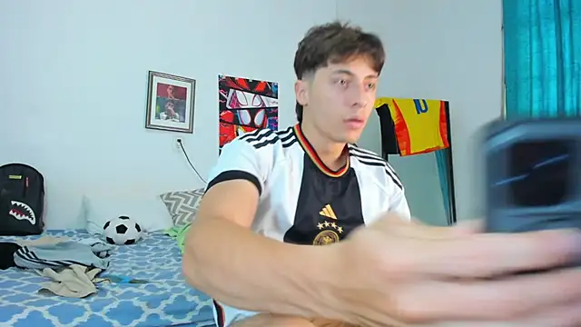 Chat XXX en directo de AlessandroDybala