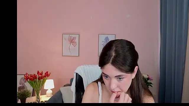 SunnyBloss' Live XXX Chat