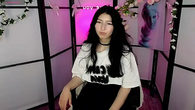 Vanessa_LimX's Live XXX Chat