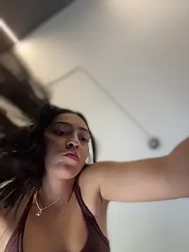 Ema_azel Live XXX Chat