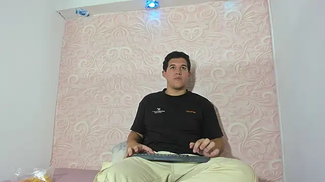 Chatroom XXX en direct de jacob_schneider