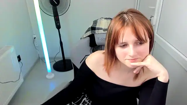 XXX chat uživo modela GoldenKiss