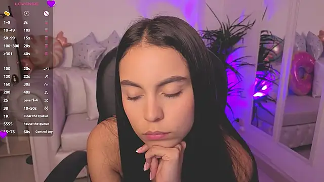 Aleejaa__ Chat XXX in diretta
