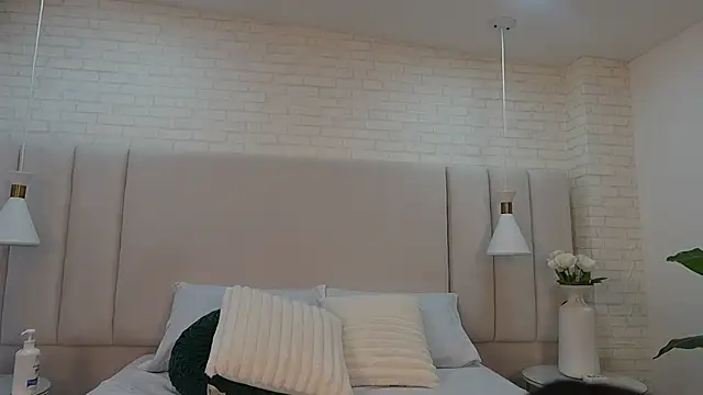 Chat +18 de GabyJones_ ao vivo
