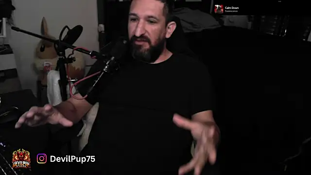 DevilPup75_ élő XXX-chatje