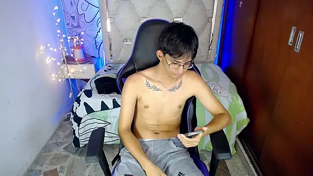zxvn_n – Live XXX-chat