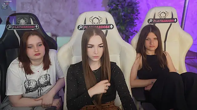 XXX chat uživo modela Ella_054