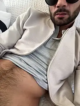 Athen-Physics' Live XXX Chat