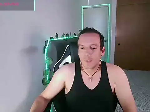 Cerso1n Live XXX chat