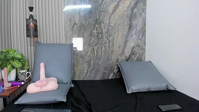 Czat XXX na żywo – ScarletDollxxx