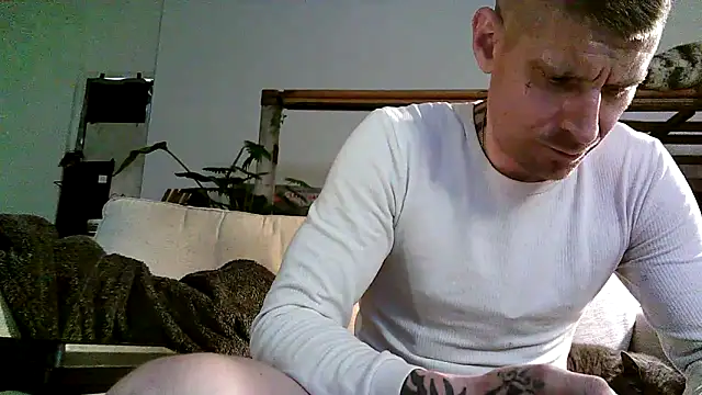 BIG_CHOPPA_747 XXX чат на живо