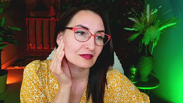 UnaTerra's Live XXX Chat