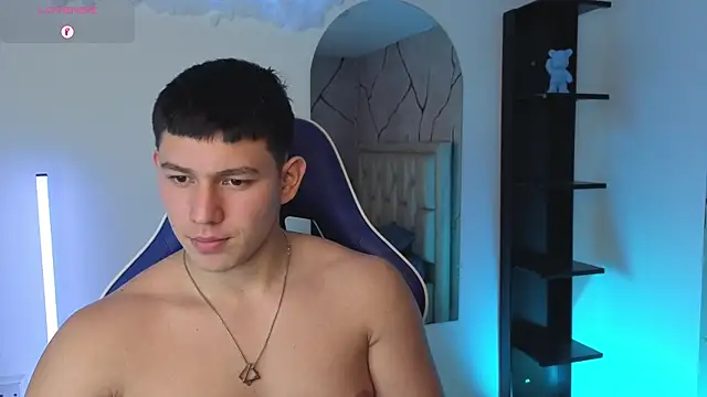 JamesCr_ Live XXX Chat