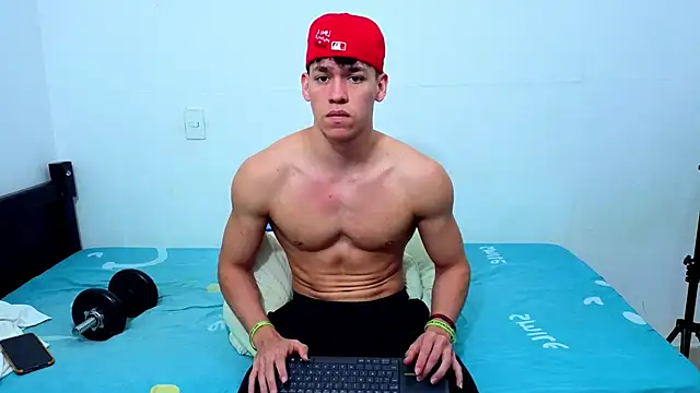 Luke_Muscle 即時 XXX 聊天