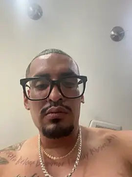 Slumlords' Live XXX Chat