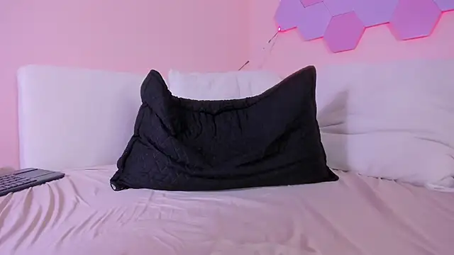 XXX chat uživo modela Anne_Millerr