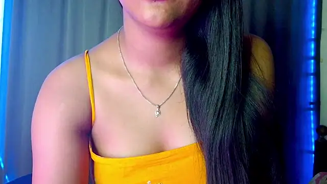 XXX chat uživo modela sima_babe