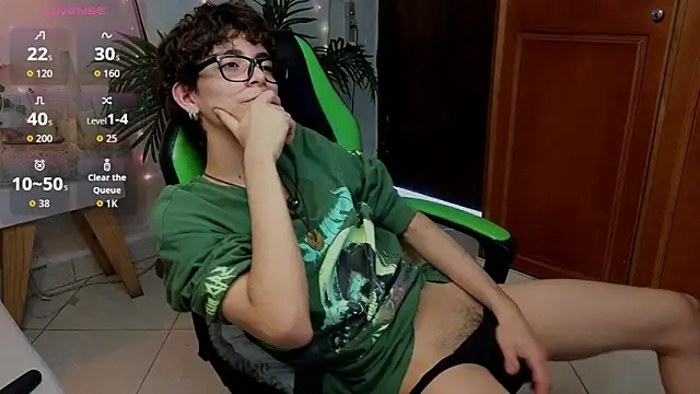 Matty_Sparkkn Live XXX chat