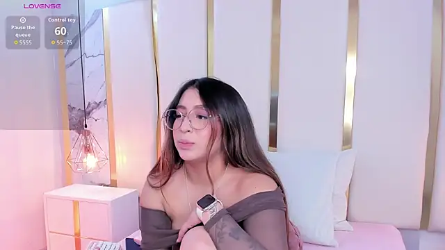 Chat XXX en directo de KamilaVegga