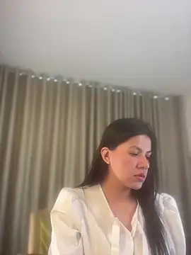 Chatroom XXX en direct de Zandrina