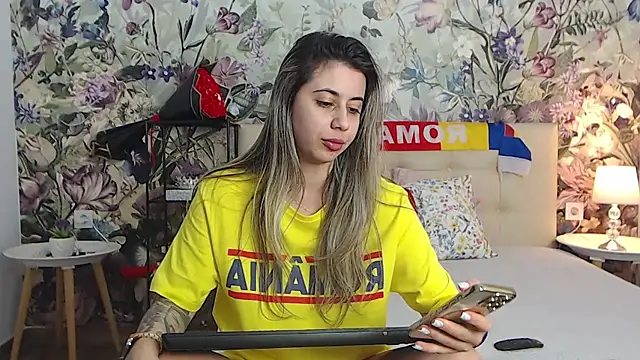 Chat XXX ao vivo de RoseDiamond06