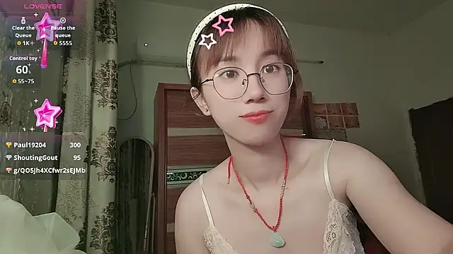 Czat XXX na żywo – Lili_666