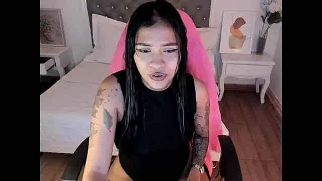 Chat XXX en directo de Aisha_Haddad