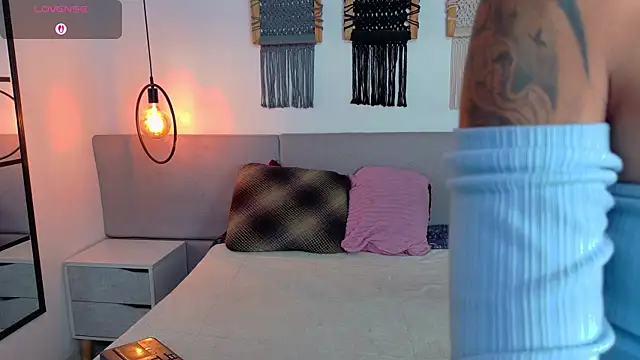 Blake_frost's Live XXX Chat