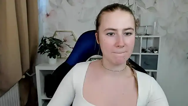 Czat XXX na żywo – candy_Megan