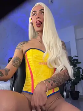 miss_tatiana_'s Webcam Show
