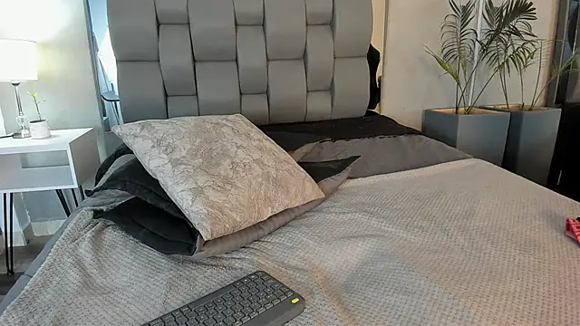 Charlie___Musk live XXX chat