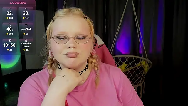 LottieReed – Naživo XXX chat