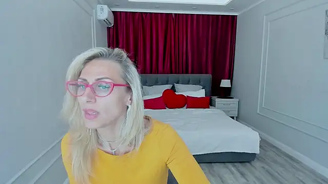MuseOfStage Chat XXX live