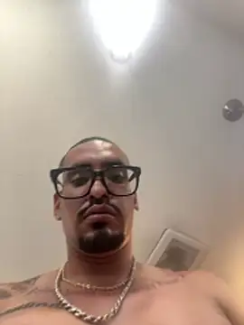 Chat +18 de Slumlords ao vivo