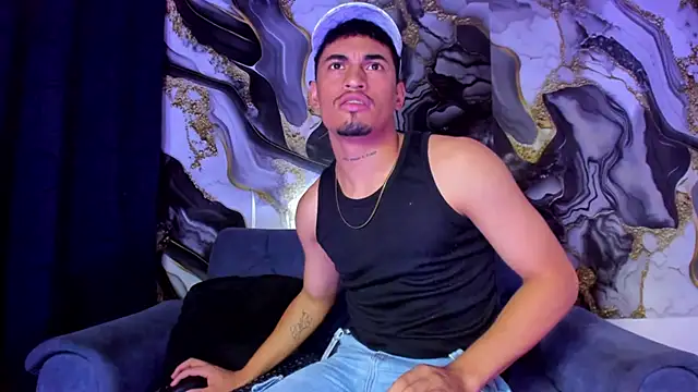 Ares_DAMM's Live XXX Chat