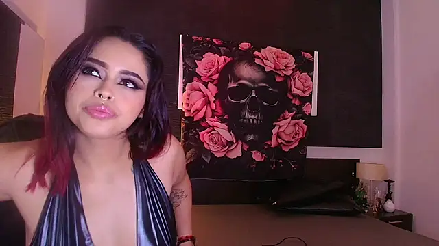 Онлайн чат XXX EvaaFoxxy1
