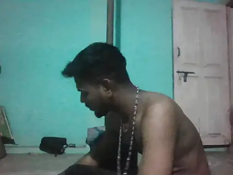XXX chat uživo modela Tamilgud23