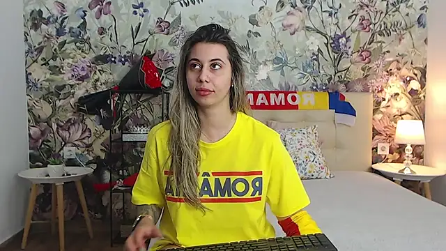 RoseDiamond06 Chat XXX in diretta