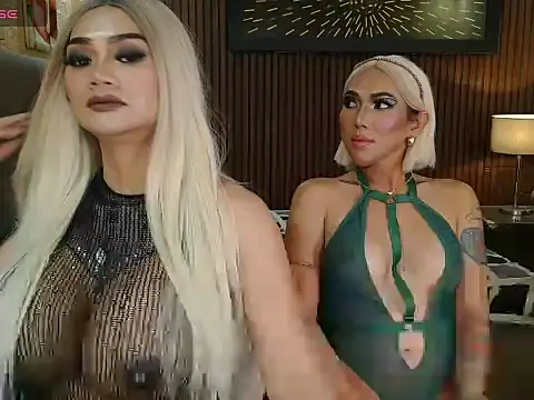 Онлайн чат XXX PrettyHorseCockTrans