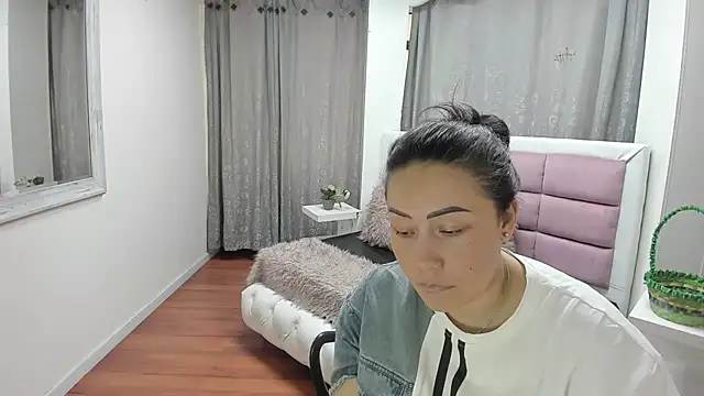 gaby_trent's Live XXX Chat