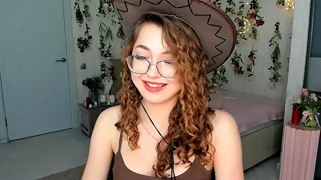 Chat +18 de SereneFlame ao vivo