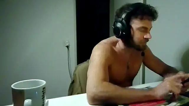 Czat XXX na żywo – alpha-hunk