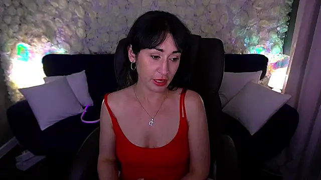 CarolinaaFoxyyy Chat XXX in diretta