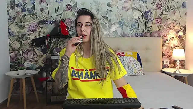 RoseDiamond06 Chat XXX in diretta