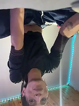 ImCrazzy 即時 XXX 聊天