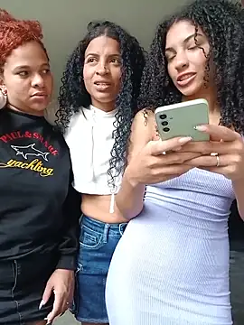 Czat XXX na żywo – CurlyBitch
