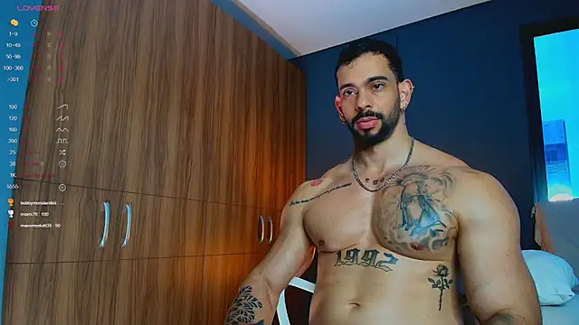 massimo_visconti's Webcam Show