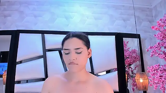 Chat XXX en directo de Lilithadams1